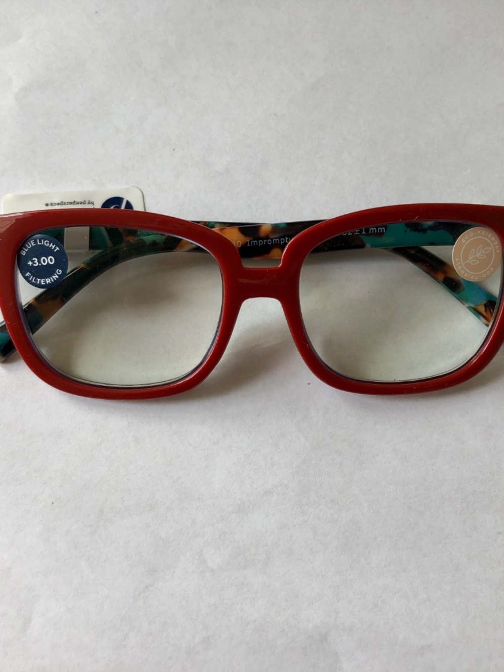 NEW RED MULTICOLOR PEEPERS BLUE LIGHT FILTERING Readers +3.00